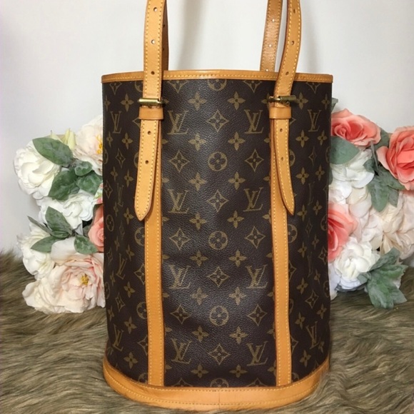 Louis Vuitton Handbags - AUTHENTIC LOUIS VUITTON BAG BUCKET GM MONOGRAM TOTE 🌸🏆